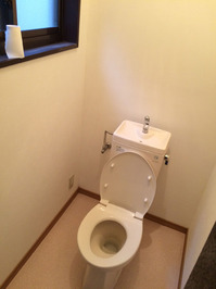 ゴミ処分・遺品整理 ゴミ処分・リフォーム後にグループ店にてハウスクリーニング トイレクリーニング完了後 鹿児島市 ヒューマンライズ ゴミ処分・遺品整理 ゴミ処分・リフォーム後にグループ店にてハウスクリーニング トイレクリーニング完了後 鹿児島市 ヒューマンライズ