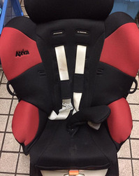 チャイルドシート作業前 今回のお客様は3脚おまとめでクリーニングのご依頼を頂きました。 鹿児島市 (株)ヒューマンライズ ベビーズリッチ/baby's rich チャイルドシート作業前 今回のお客様は3脚おまとめでクリーニングのご依頼を頂きました。 鹿児島市 (株)ヒューマンライズ ベビーズリッチ/baby's rich